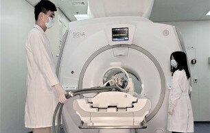 3.2 High Performance Robotic Systems for Intraoperative MRI-guided Interventions Picture
